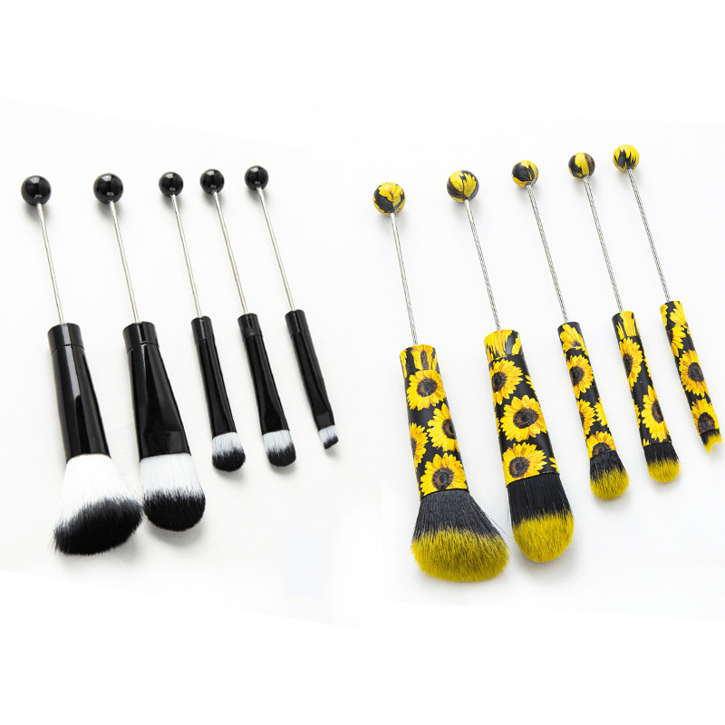 Beadable Makeup Brushes Set 10Pcs DIY Colorful Polyester Bristles ABS Handle Eye Shadow Concealer Cosmetic Brushes Holiday Gift for Women Girls Multiple Color Options