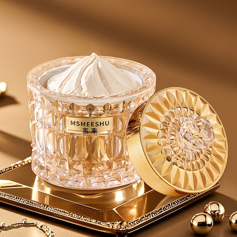 A Beauty-Enhancing Firming Cream That Provides Deep Hydration, Enriched with Collagen, Ginseng, Reishi Mushroom, Milk, Pearls, And Allantoin. It Brightens The Skin And Signs of Aging, Suitable for Both Men And Women, Making It a Perfect Holiday Gift