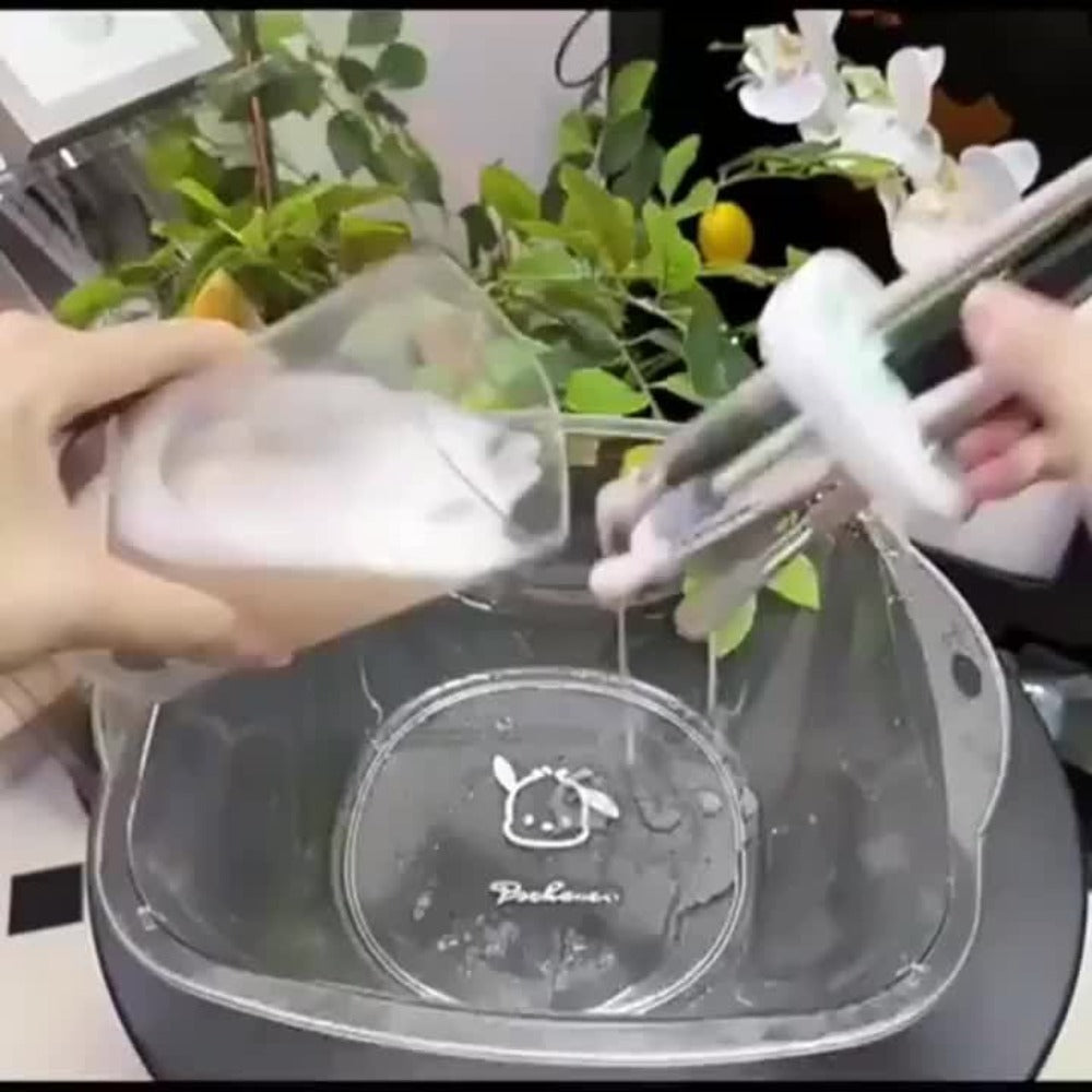 Adult Electric Makeup Brush Cleaner, Handheld Automatic Cosmetic Brush Cleaning Tool, Quiet Operation, Available in Usb-Powered And Battery-Powered Options, 7000 RPM Motor, Equipped with Pad, Suitable for 3-4 Brushes, Thorough Cleaning with