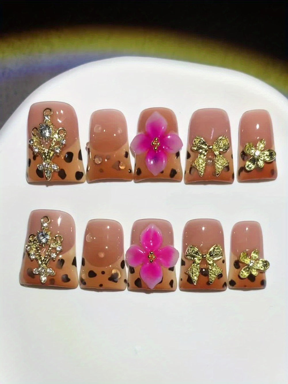 5D Carved Press On Nails 10pcs Duckbill Shape Medium Length Brown Pink Gradient Flower Milk Pattern Glossy Handmade Autumn Winter Fake Nails Salon Quality UV Protected for Party Banquet Birthday Gift