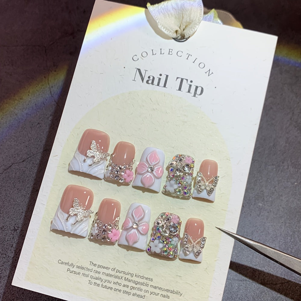 10pcs Short Duckbill White French Matching Golden Glitter Butterfly Hand-carved Flower Pinched Butterfly Flower Gorgeous Nail Art Pure Hand-worn Nail Artificial Nails Suitable for Wedding Party Daily Birthday Gifts