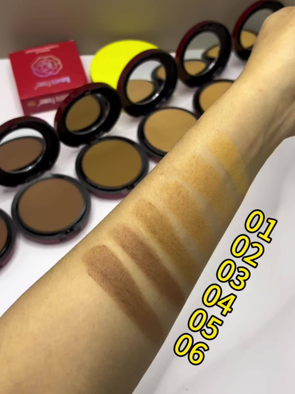 Contour & Foundation Powder Palette 6 Shades Matte Full Coverage Oil Control Waterproof Blush Bronzer Highlighter with Blending Puff Light to Dark Natural Finish