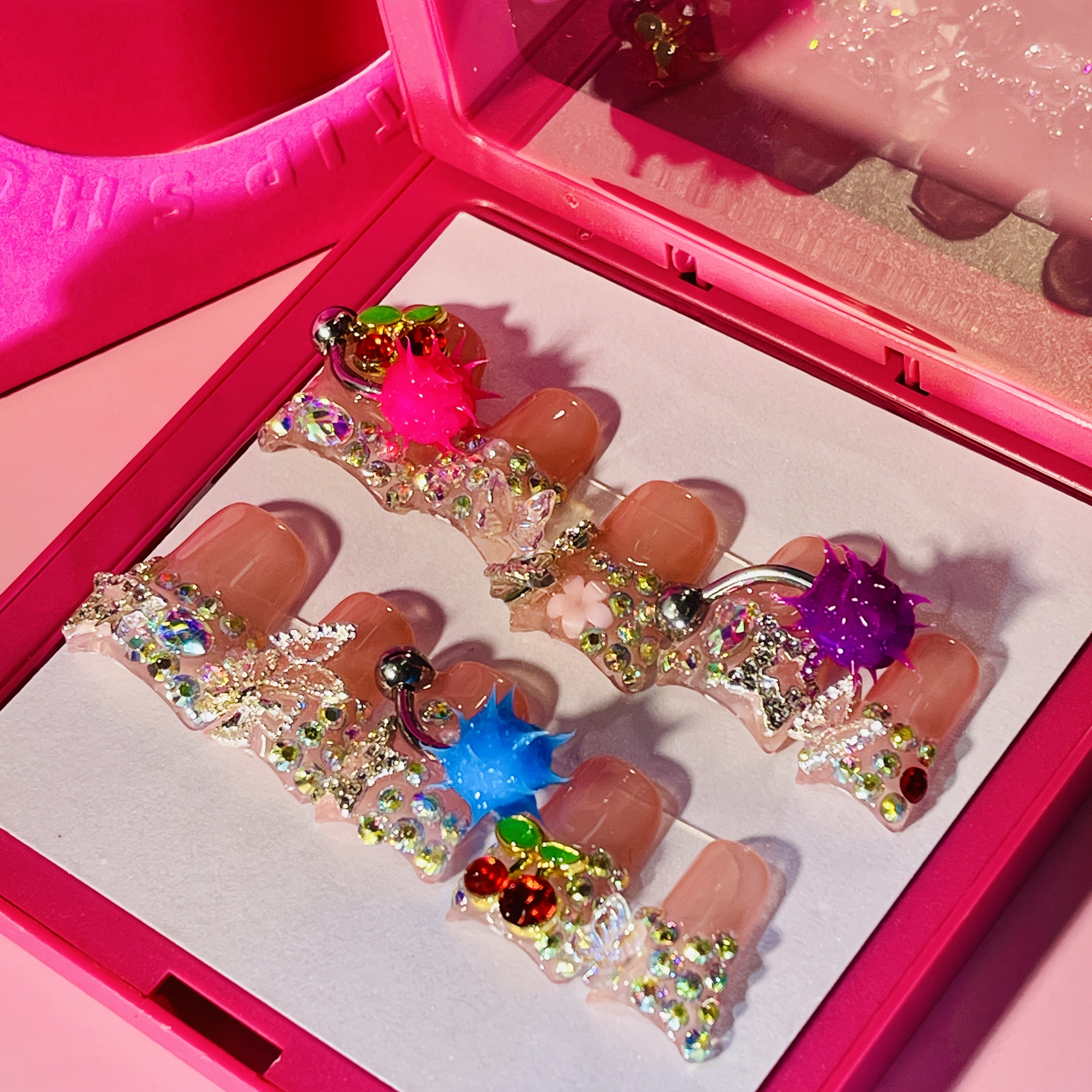 Big Pendulum Duck Tip Press On Nails Bold Colorful Nail Art for Everyday Special Occasions, Handmade with Detailed Artistry And Fine Craftsmanship
