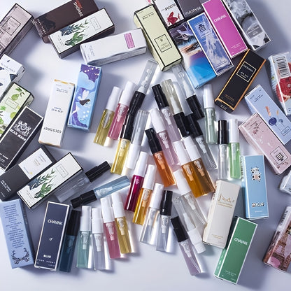 Perfume Set 20pcs Random Scents Long-Lasting Floral Fruity Fragrance Alcohol-Based Non-Greasy Formula for Hair and Body Light Scent Variety Gift Set