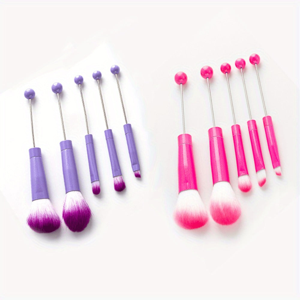 Beadable Makeup Brushes Set, Christmas Red & Green Holiday Cosmetic Brushes with Eyeshadow & Concealer Brushes, DIY Crafting Beauty Tools, Christmas, Birthday, Wedding & Best Friend Gifts