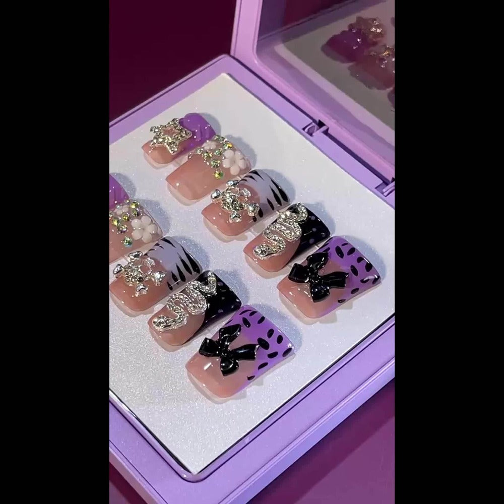 10pcs, Spring And Winter Nails Colors 2026, Handmade Short Duckbill Acrylic Nails With Black Leopard Print, Zebra Print, Bowknot, Snake, Skull And Rhinestone, Suitable For Women And, Party/daily Wear, Including Tools