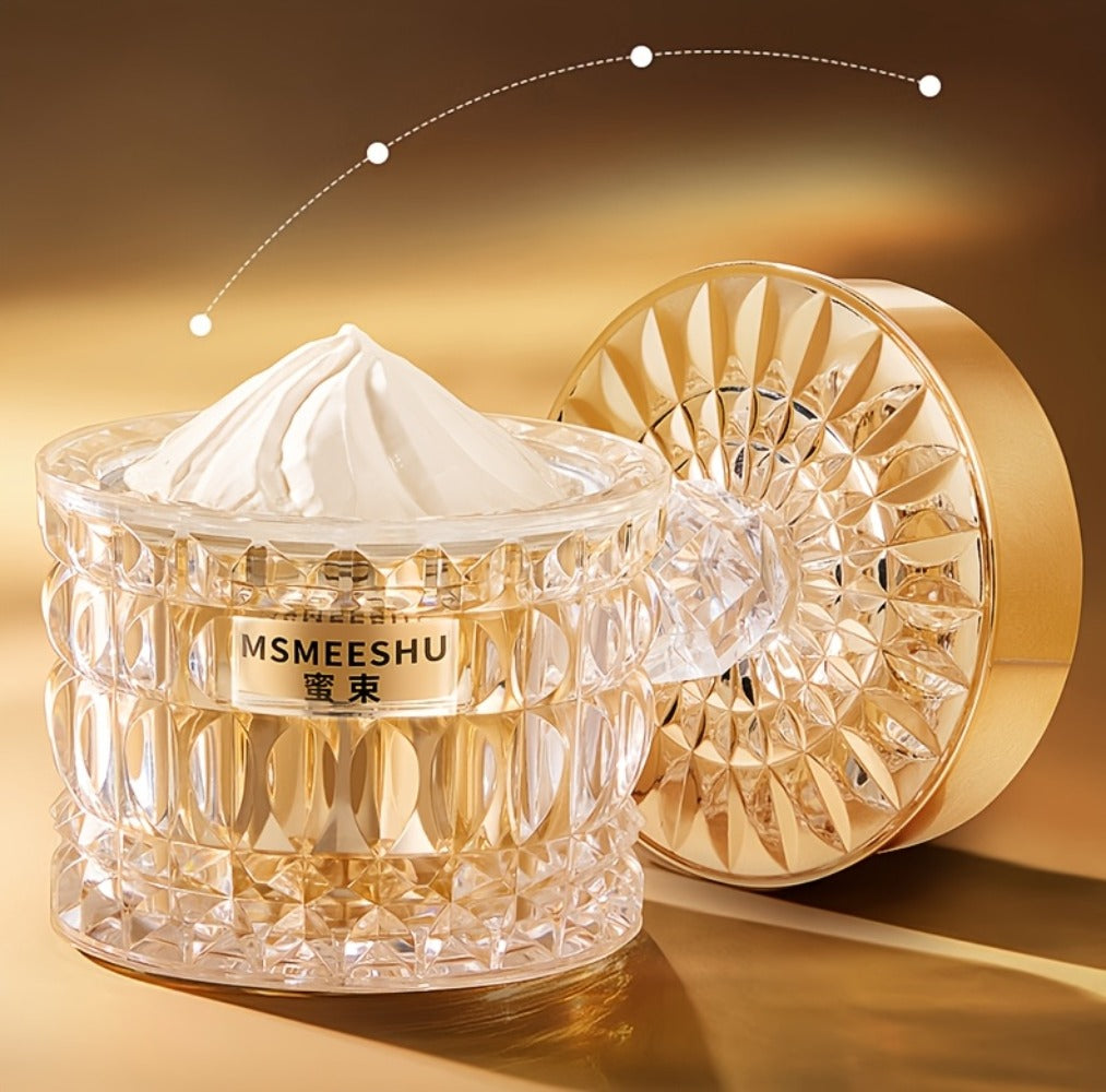 A Beauty-Enhancing Firming Cream That Provides Deep Hydration, Enriched with Collagen, Ginseng, Reishi Mushroom, Milk, Pearls, And Allantoin. It Brightens The Skin And Signs of Aging, Suitable for Both Men And Women, Making It a Perfect Holiday Gift