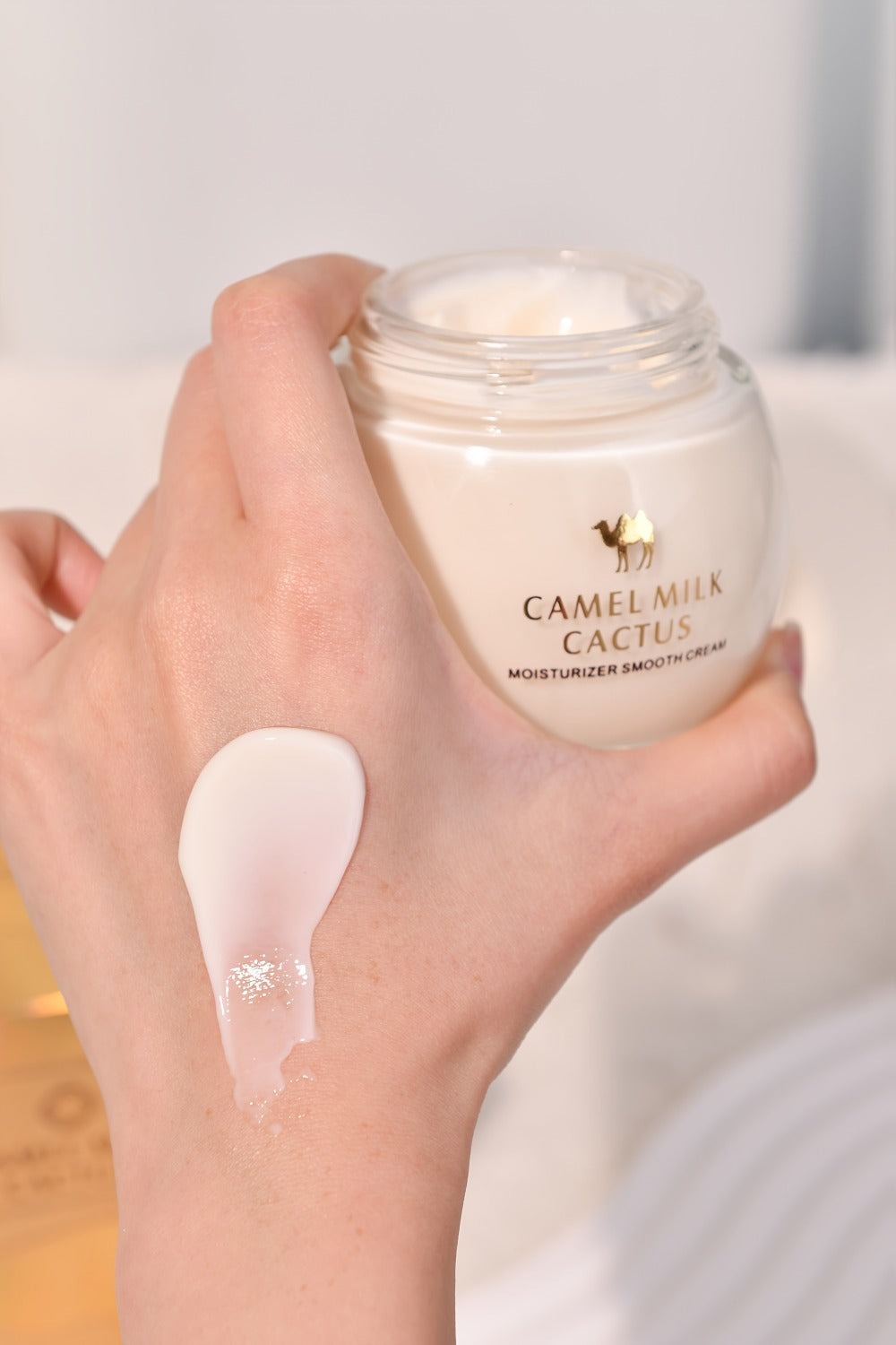 Night Cream Retinol Serum Cream Niacinamide Brightening Firming Vitamin E Camel Milk Miracle Moisturizer 4. 586Oz