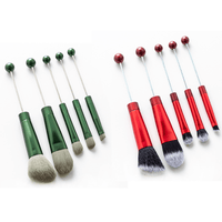 10pcs- green and red