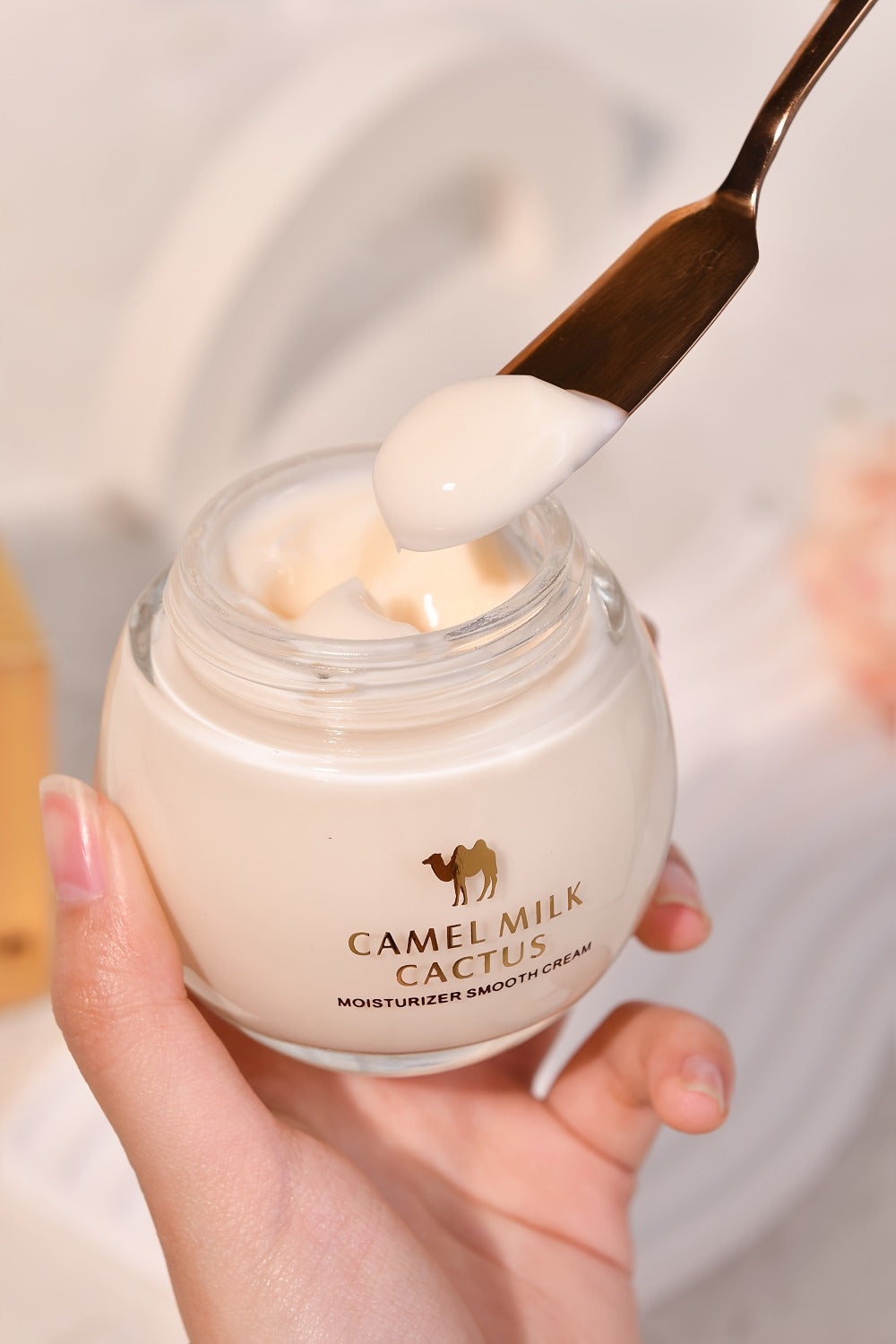 Night Cream Retinol Serum Cream Niacinamide Brightening Firming Vitamin E Camel Milk Miracle Moisturizer 4. 586Oz