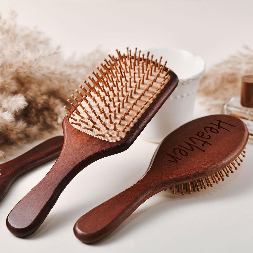 1set Custom Stylish Wooden Hairbrush - Personalized Engraving Curly Styling Brush Unscented Design For Wedding Party Daily Use Thanksgiving Halloween Christmas Gift